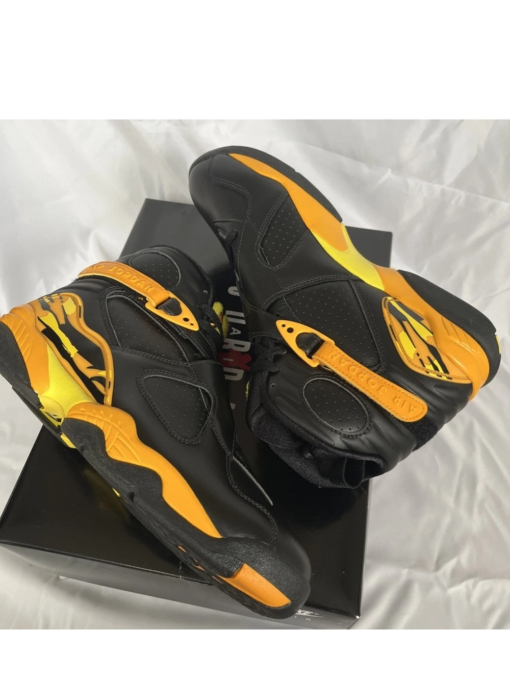 Men's Size 9.5 - Women's 11 -Jordan 8 Retro Taxi Yellow Black unisex - Picture 6 of 16